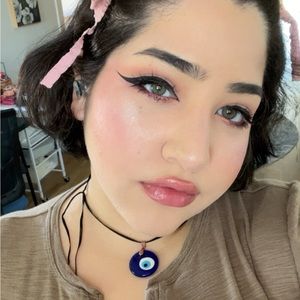 Meet your Posher, Mariana